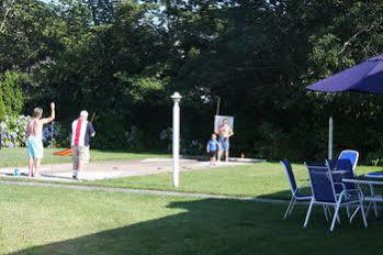 Pelham On Earle Resort West Harwich